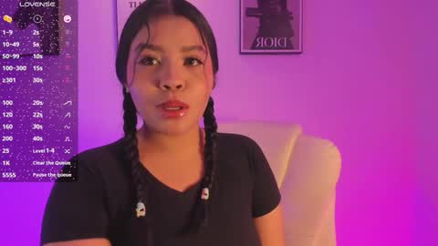 lizzyponcee online show from November 16, 10:32 am