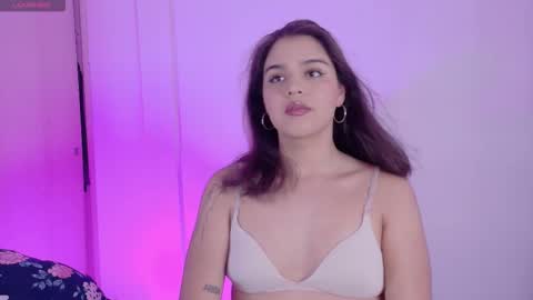 lizzywindsor online show from March 9, 8:02 pm