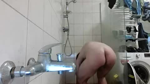 Snapshot of lkonig504475 chatting on June 29, 7:03 pm lkonig504475 online show from June 29, 7:03 pm
