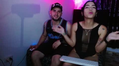 lliamm 2 online show from November 19, 5:51 am