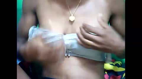 llouisse online show from April 15, 1:45 am