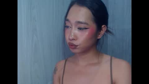 Snapshot of lloydsuck chatting on October 27, 5:50 pm Lloyd online show from October 27, 5:50 pm