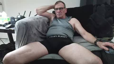 LongDick Daddy online show from May 24, 1:10 am