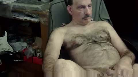 Snapshot of loades182025 chatting on November 24, 4:56 am loades182025 online show from November 24, 4:56 am