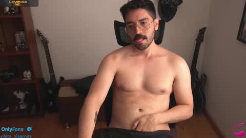 Lobito blanco Thefckingwolf main account online show from October 3, 4:15 pm