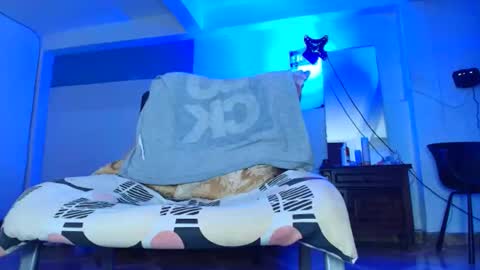 edwin online show from December 1, 6:24 pm