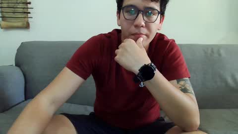 Lobo online show from February 26, 10:42 pm