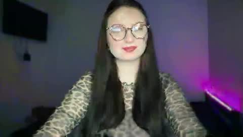 locaalis1 online show from November 3, 1:12 pm