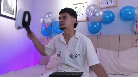 logan online show from April 23, 4:57 am