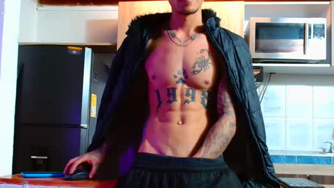 Logan online show from November 5, 1:16 am