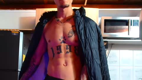 Logan online show from November 16, 2:06 am