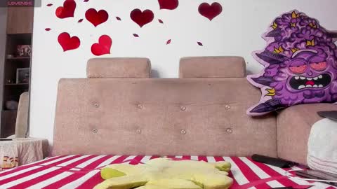 LOGAN DRAKE online show from March 19, 4:38 am