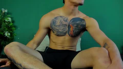 Snapshot of logan_griffin chatting on October 7, 4:09 am logan_griffin online show from October 7, 4:09 am