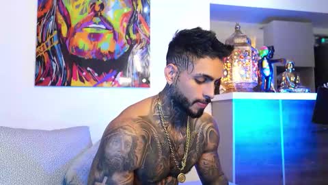 Snapshot of logan_hugh8 chatting on September 9, 2:55 am logan_hugh8 online show from September 9, 2:55 am