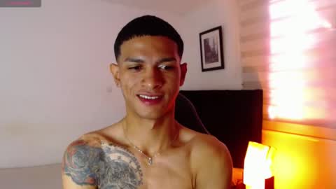 Snapshot of logan_military chatting on October 22, 1:33 pm logan online show from October 22, 1:33 pm