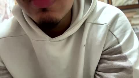 logandaimond online show from February 1, 10:58 am