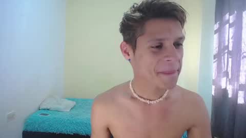 Snapshot of loganevans8 chatting on January 18, 2:55 pm Logan online show from January 18, 2:55 pm