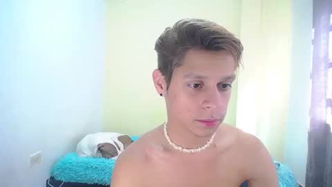 Snapshot of loganevans8 chatting on February 4, 2:21 pm Logan online show from February 4, 2:21 pm