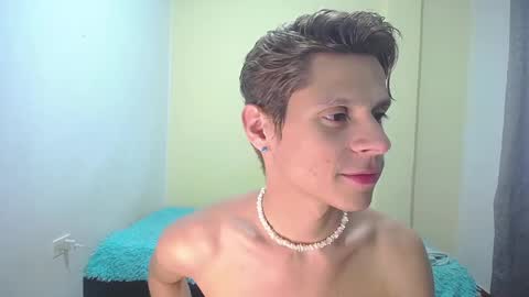 Snapshot of loganevans8 chatting on February 16, 7:15 am Logan online show from February 16, 7:15 am