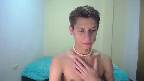 Snapshot of loganevans8 chatting on February 26, 8:15 am Logan online show from February 26, 8:15 am