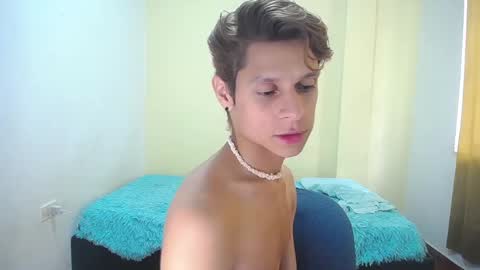 Snapshot of loganevans8 chatting on February 26, 5:28 pm Logan online show from February 26, 5:28 pm