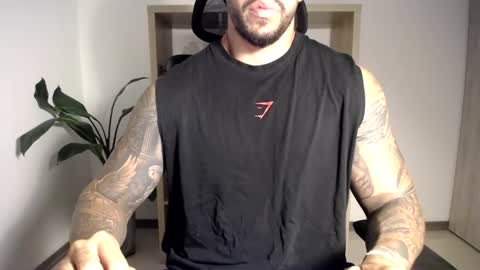 Snapshot of loganhod chatting on May 23, 3:12 am Logan Wolfp online show from May 23, 3:12 am