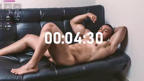 Snapshot of loganmartinx chatting on July 26, 10:05 pm loganmartinx online show from July 26, 10:05 pm