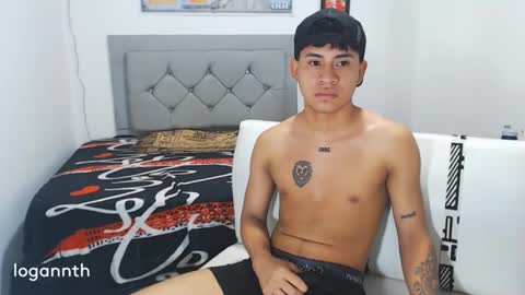 logannthh online show from January 16, 8:54 am