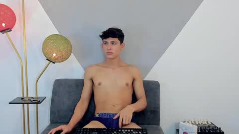 loganoficialx online show from December 5, 9:28 am