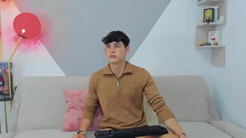 loganoficialx online show from March 11, 8:30 am