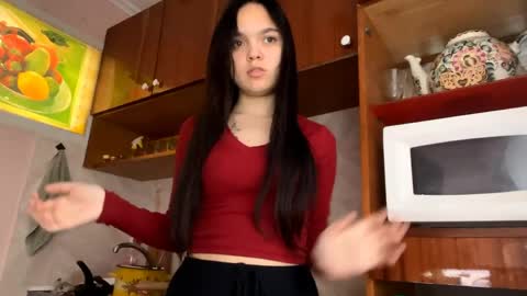 Snapshot of loganpenniston chatting on April 10, 3:28 pm Asya online show from April 10, 3:28 pm