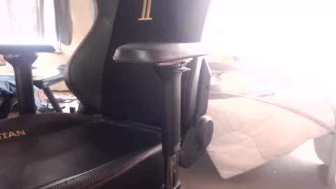 Snapshot of lokopopke chatting on February 6, 11:54 am lokopopke online show from February 6, 11:54 am