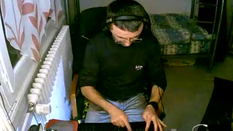 lokoum39 online show from December 30, 5:55 pm