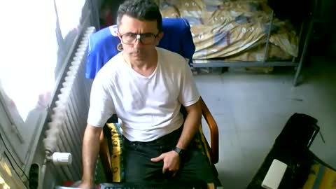 lokoum39 online show from September 16, 11:33 am