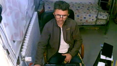 lokoum39 online show from October 16, 5:25 pm