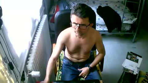 lokoum39 online show from October 22, 11:32 am