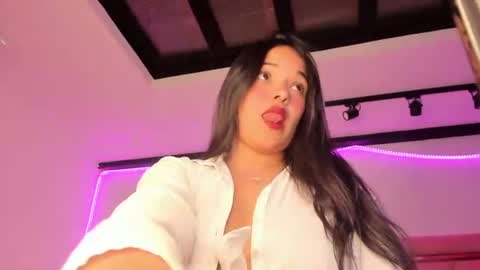 Snapshot of lola__26 chatting on July 21, 1:52 am Lola online show from July 21, 1:52 am