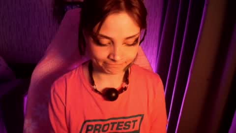 Snapshot of lola_bani_ chatting on January 11, 11:56 am lola online show from January 11, 11:56 am