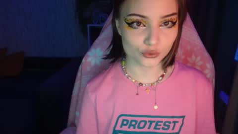 Snapshot of lola_bani_ chatting on January 24, 6:46 am lola online show from January 24, 6:46 am