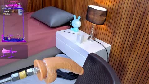 lola online show from January 22, 1:31 am