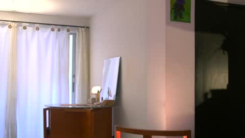 mara online show from April 20, 7:37 pm