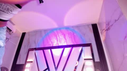 Lola online show from November 14, 11:31 am