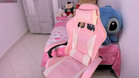 Lola Kamila online show from February 23, 4:21 am