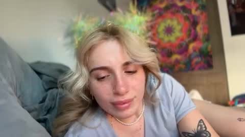 Snapshot of lolaa555 chatting on June 29, 12:38 pm lolaa555 online show from June 29, 12:38 pm
