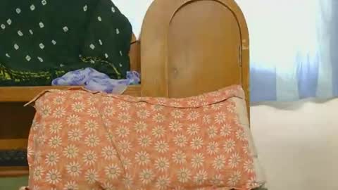 Snapshot of lolaa_darling chatting on September 29, 4:50 am lolaa online show from September 29, 4:50 am
