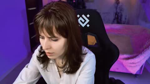 Snapshot of lolaasmus chatting on January 14, 5:35 am I consider myself the god Loki but life just calls me LOL online show from January 14, 5:35 am