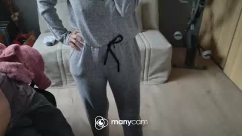 z1cpl38 online show from January 31, 1:23 pm