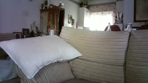 LOLA HUESO y ERIC online show from December 16, 9:36 am