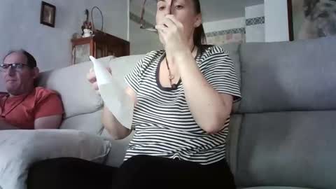 Snapshot of lolahueso chatting on May 5, 2:14 pm LOLA HUESO y ERIC online show from May 5, 2:14 pm