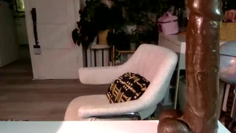 Lola Lustful online show from February 2, 12:30 am